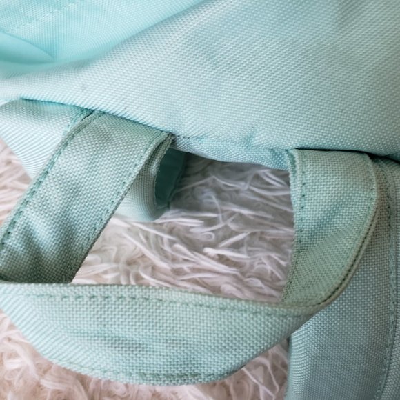 WillLand Outdoors - University of Manitoba Travel Backpack - Picture 5 of 10